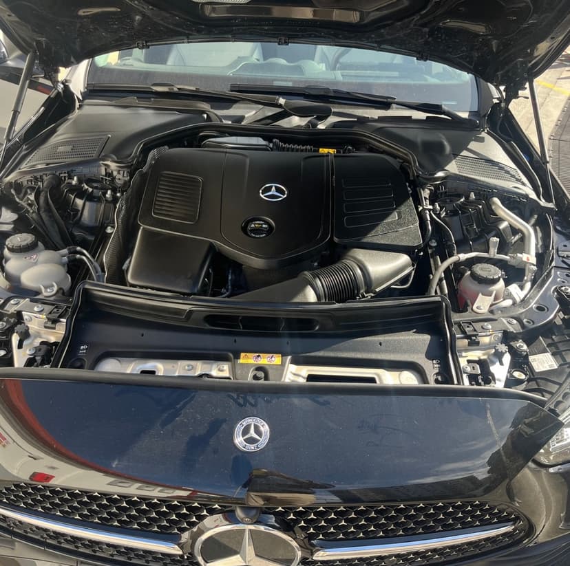 Mercedes-Benz AMG Line gallery image